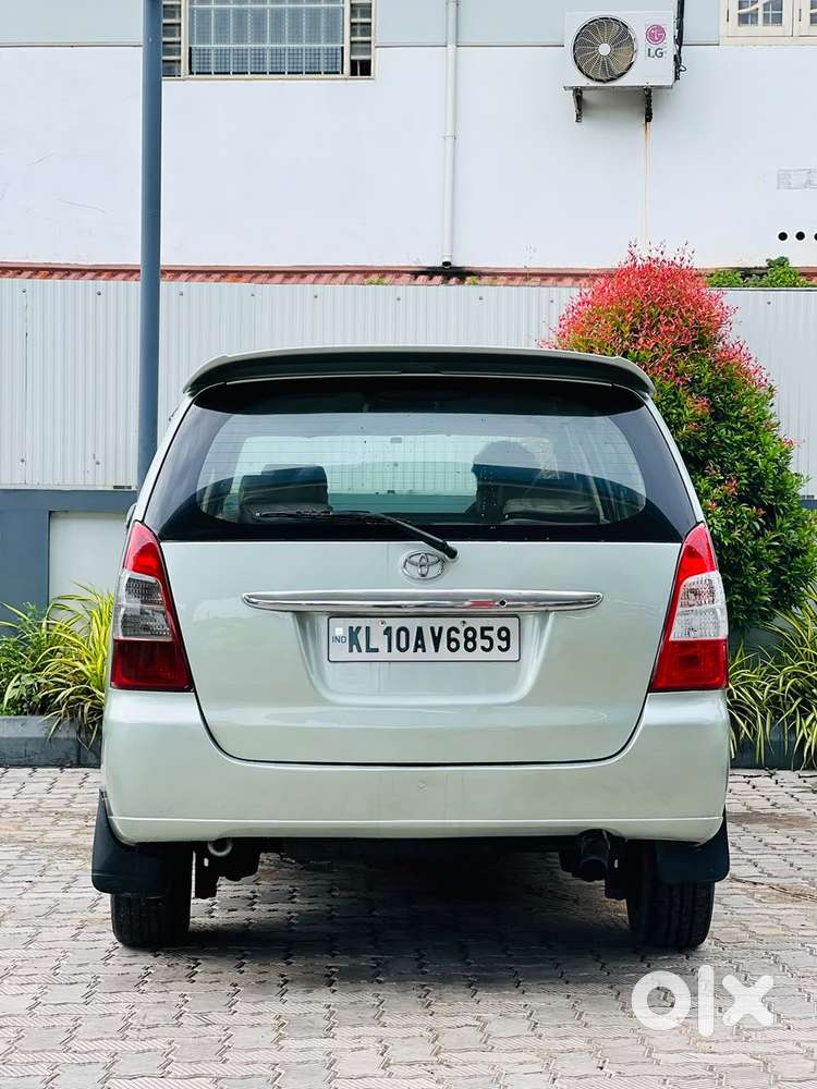 Toyota Innova 2.0 Gx 8 Str, 2005, Diesel