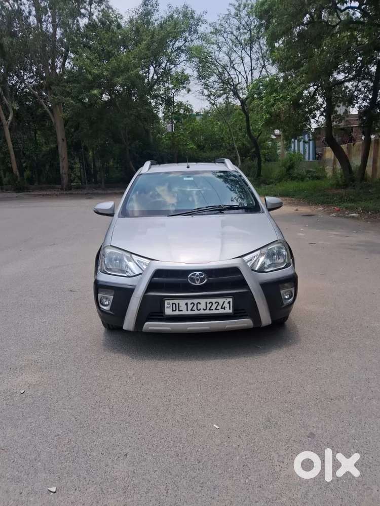 Toyota Etios Cross 1.5l V, 2015, Petrol