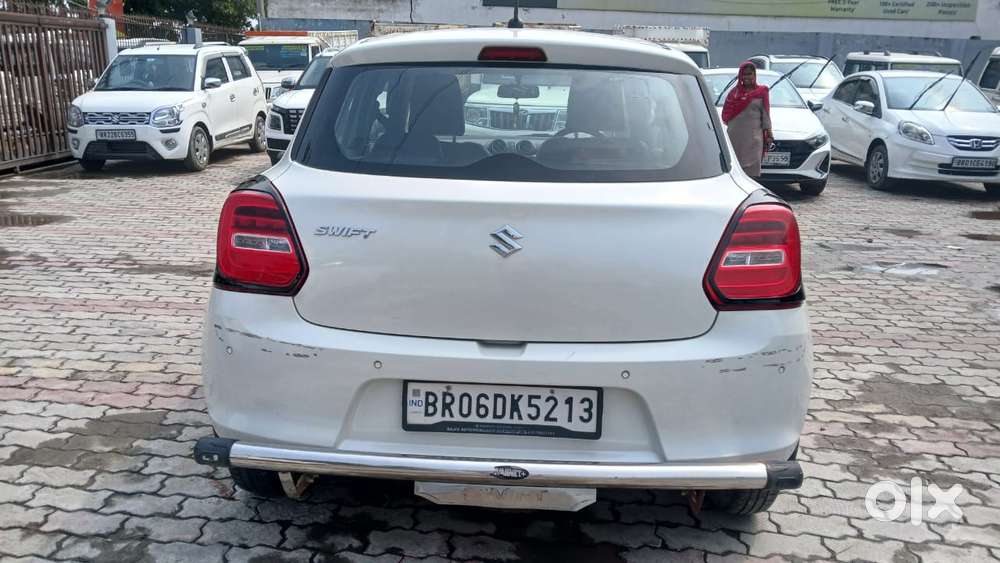 Maruti Suzuki Swift Vxi Optional, 2023, Petrol