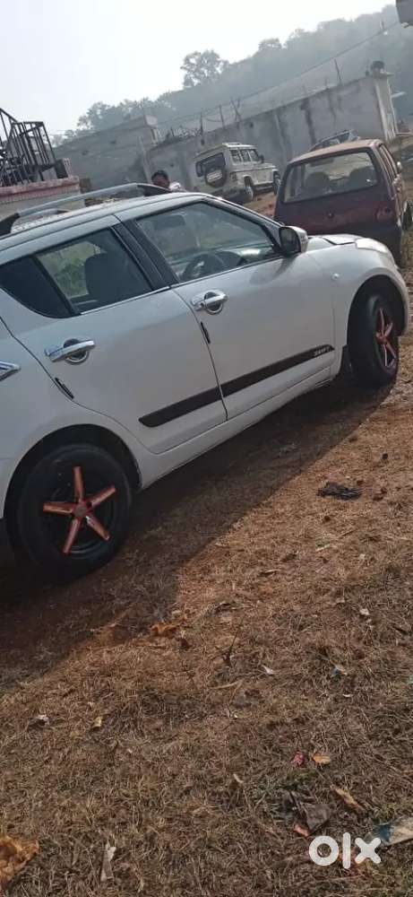 Maruti Suzuki Swift 2012