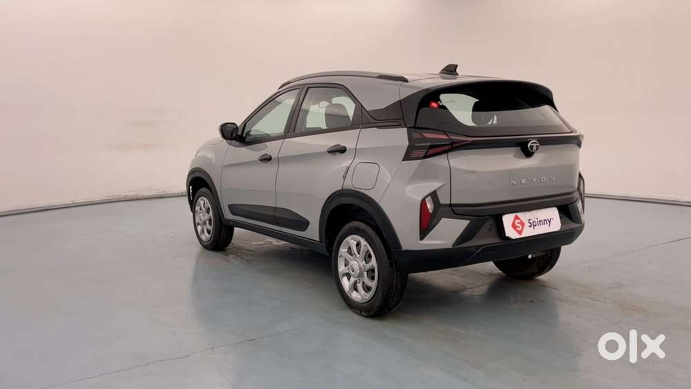 Tata Nexon Pure 1.2 Revotron Petrol 6 Mt, 2024, Petrol