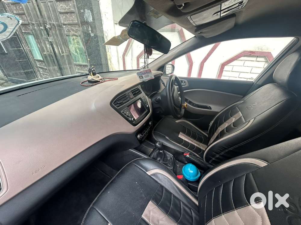 Hyundai I20 Asta Petrol 2018 White Colour Saharanpur