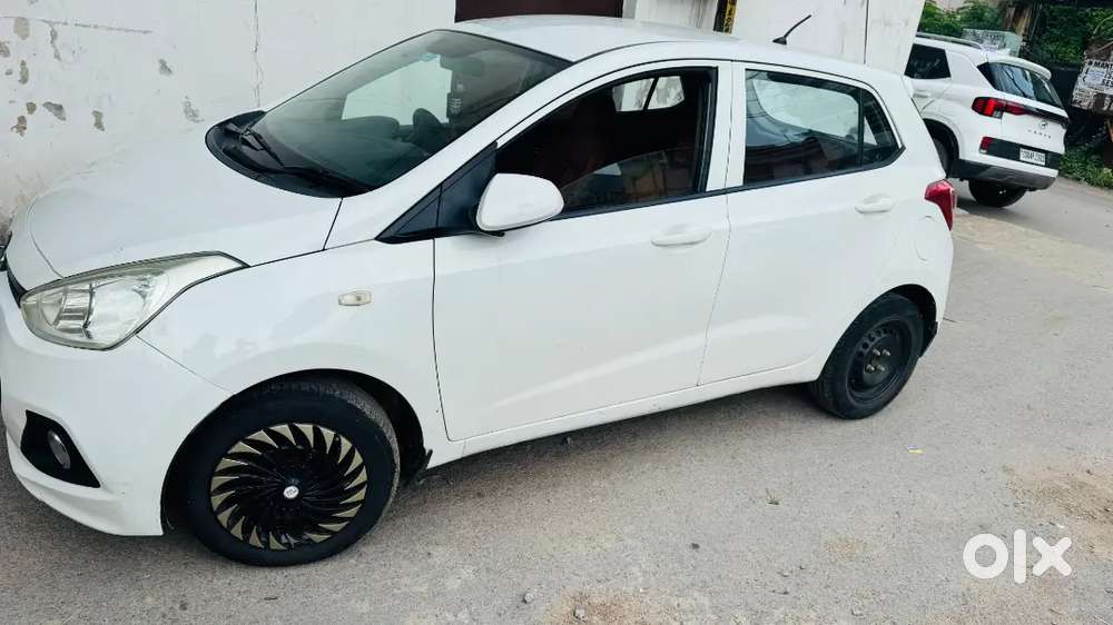 Hyundai Grand I10 Magna 2014 Year Car