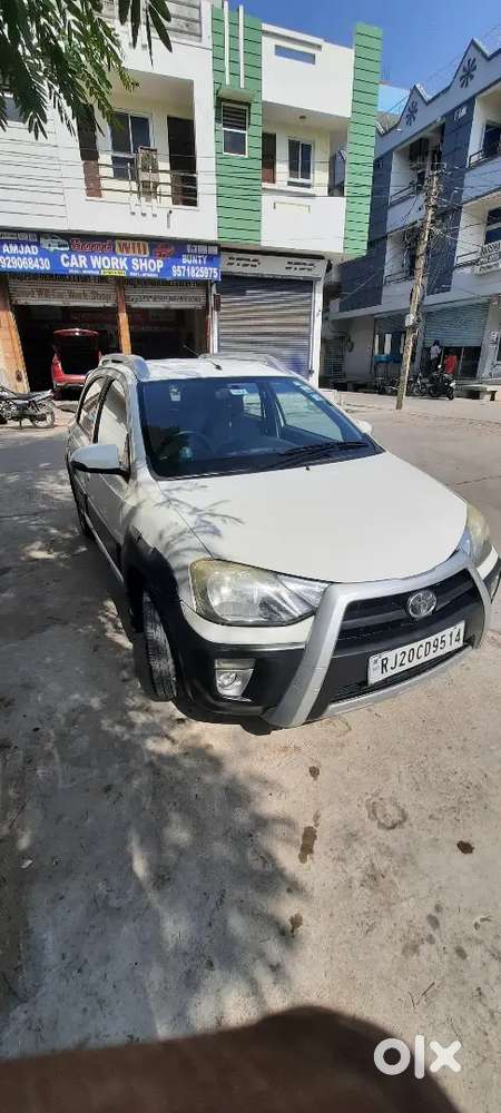 Toyota Etios Cross