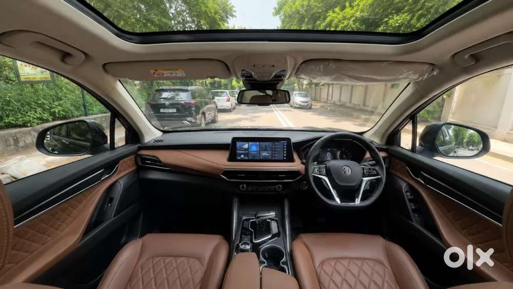 Mg Gloster Savvy 7 Seater, 2024, Diesel