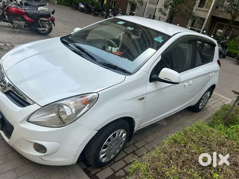 Hyundai I20 2011 Petrol 75000 Km Driven