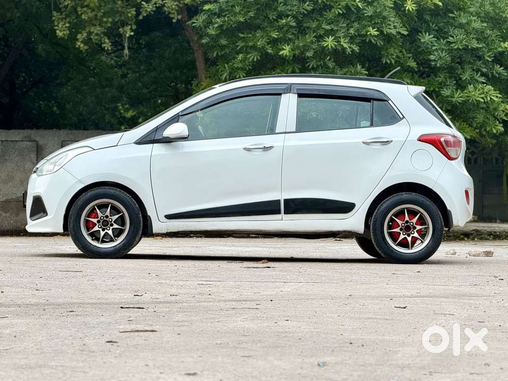 Hyundai Grand I10 Sportz O 1.2, 2015, Petrol