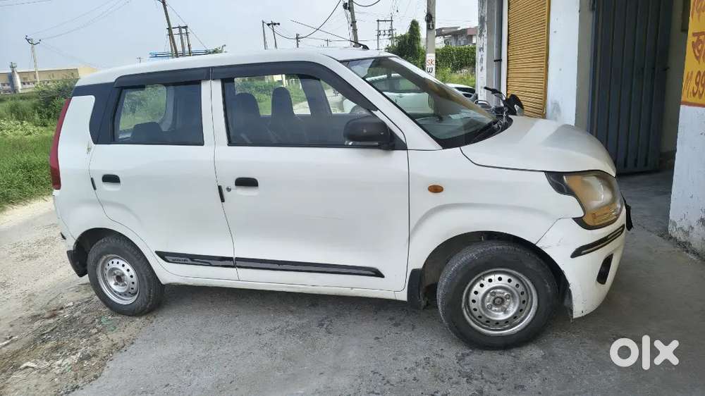 Maruti Suzuki Wagon R Lxi 2020 With New Tyre+zero Deep Insurance