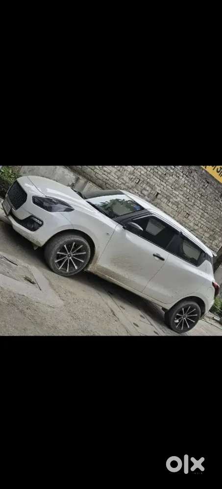 Maruti Suzuki Swift October 2023 Petrol 50000 Km Driven