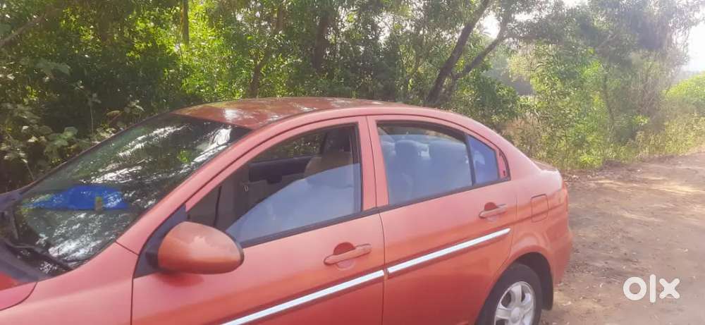 Hyundai Verna 2010 Petrol 14900 Km Driven