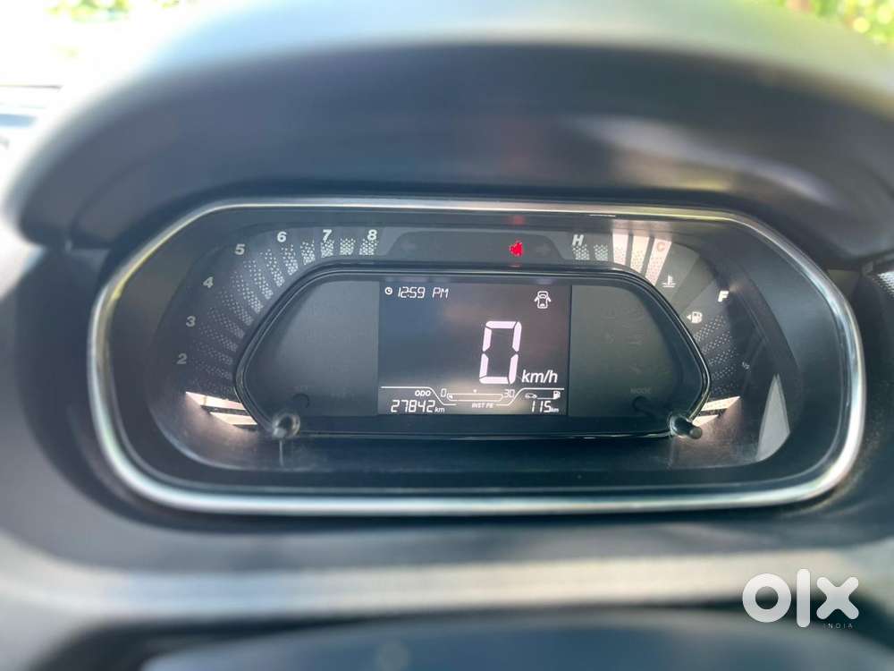 Tata Tiago, 2022, Petrol