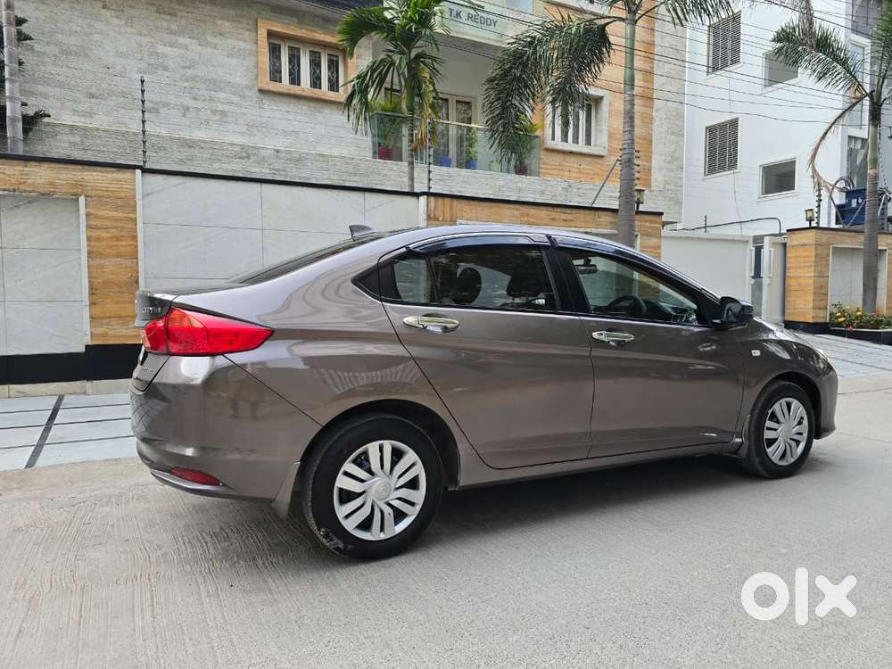 Honda City V At I-vtec, 2016, Petrol