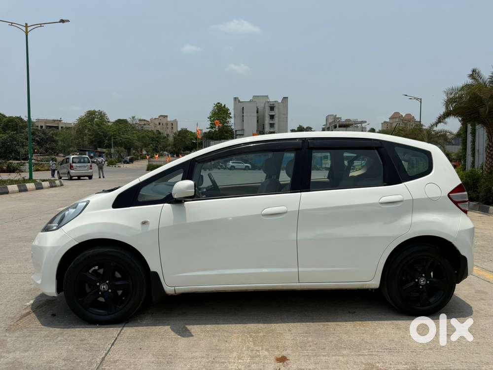 Honda Jazz 2011-2013 X, 2012, Cng & Hybrids