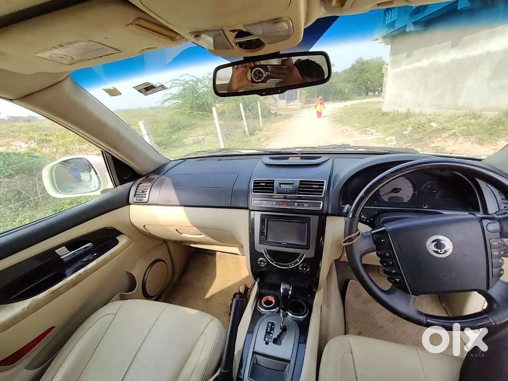 Mahindra Ssangyong Rexton 2013 Diesel 150000 Km Driven