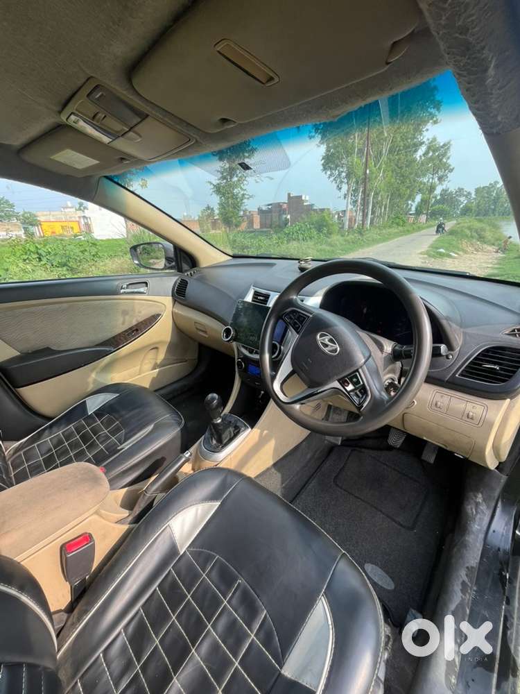 Hyundai Verna 1.6 13 Model 2028 May Tak Valid Vip No 0008 Aloy Wheel