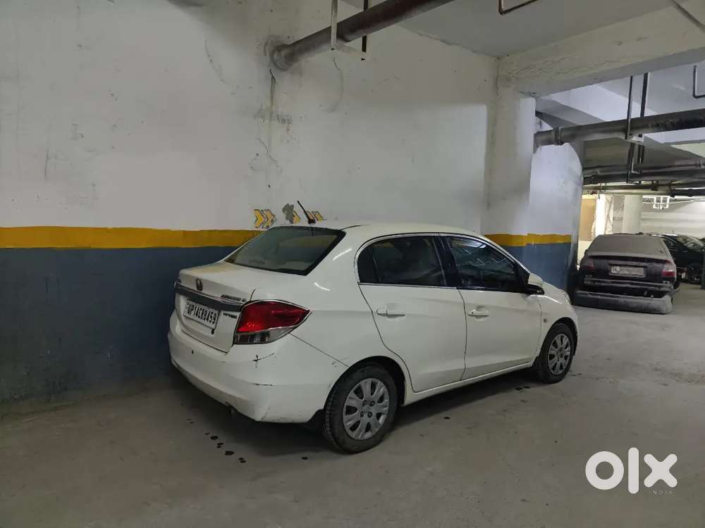 Honda Amaze Petrol 2015