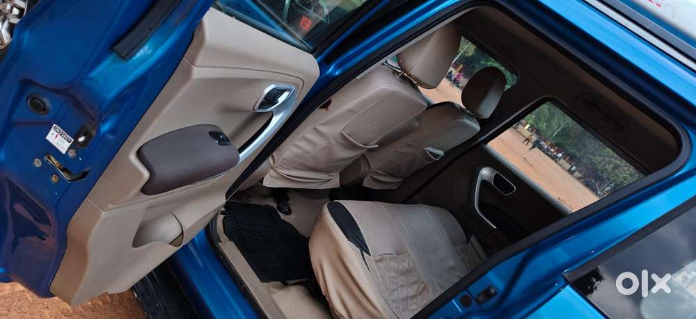 Mahindra Tuv 300 T8, 2016, Diesel
