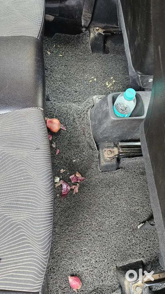 First Party फ़रवरी 2027 तक बीमा है, Ac, Power String, Power Window