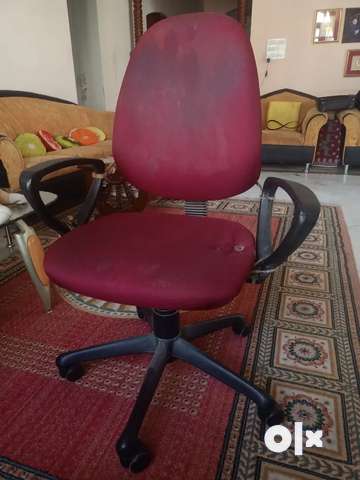 Ergonomic chair online olx