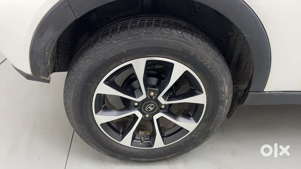 Tata Nexon 1.5 Revotorq Xza Plus S Amt, 2021, Petrol