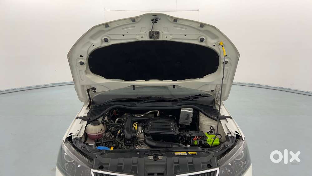 Skoda Rapid 1.0 Ambition Tsi, 2021, Petrol