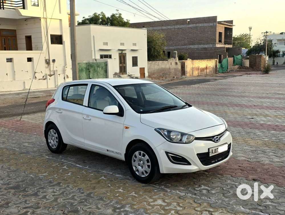 Hyundai I20 Magna 1.2 Mt, 2013, Petrol