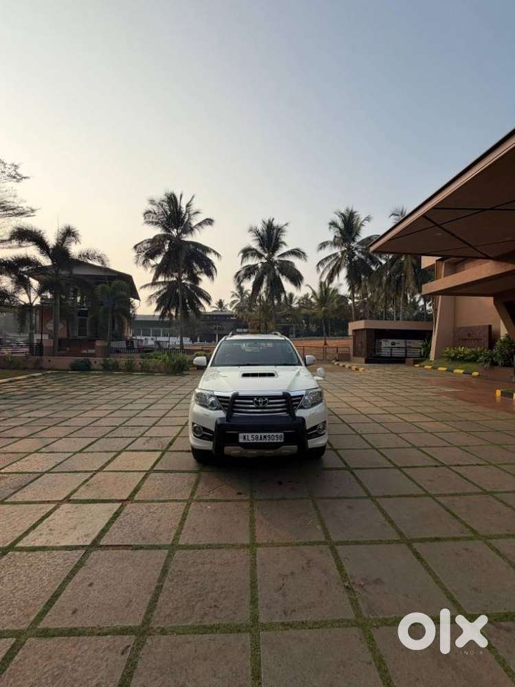 Toyota Fortuner 2011-2016 4x2 Manual, 2014, Diesel