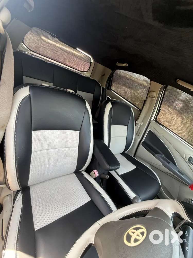 Toyota Etios Liva 2016