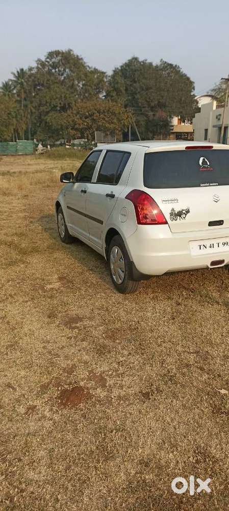 Maruti Suzuki Swift Ddis Vdi, 2010, Petrol