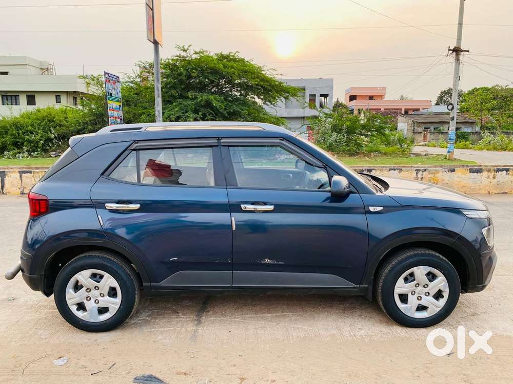 Hyundai Venue S 1.2 Petrol, 2019, Petrol