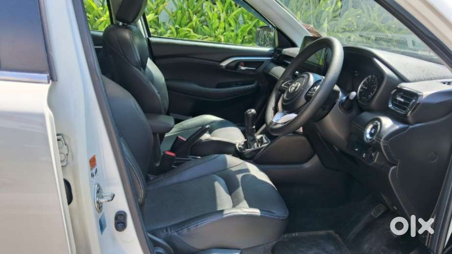 Toyota Urban Cruiser Hyryder 1.5 V Neo Drive, 2023, Petrol