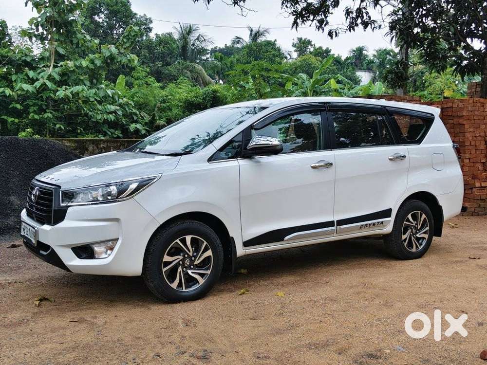 Toyota Innova Crysta 2.4 Gx Limited Edition At 7 Str, 2025, Diesel