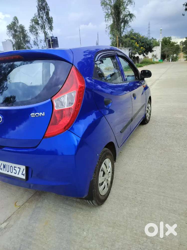 Very Clean And Neat Maintain Good Condition Slitly Using