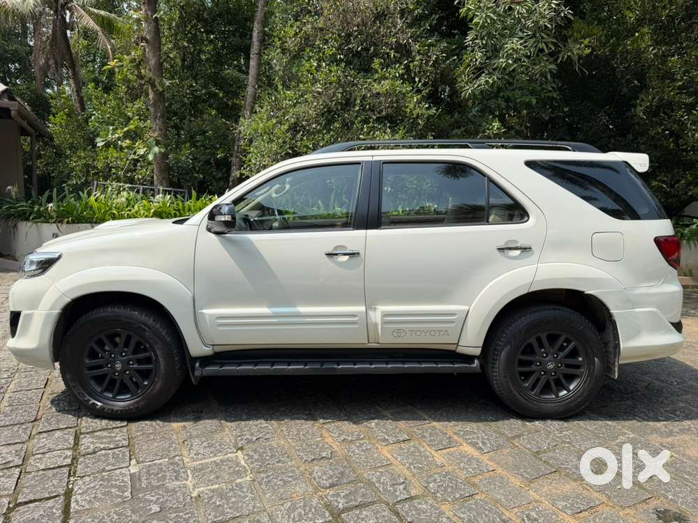 Toyota Fortuner Automatic