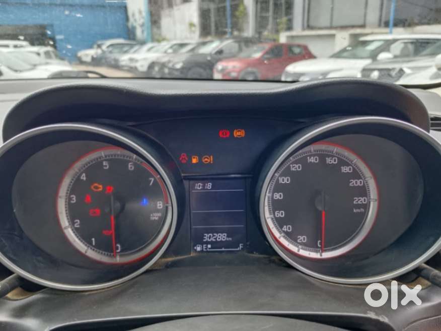Maruti Suzuki Swift 1.2 Vxi (o), 2022, Petrol