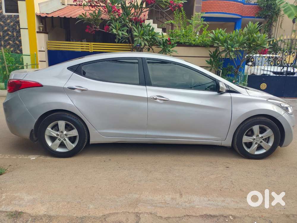 Hyundai Elantra 2.0 Sx Option, 2013, Petrol
