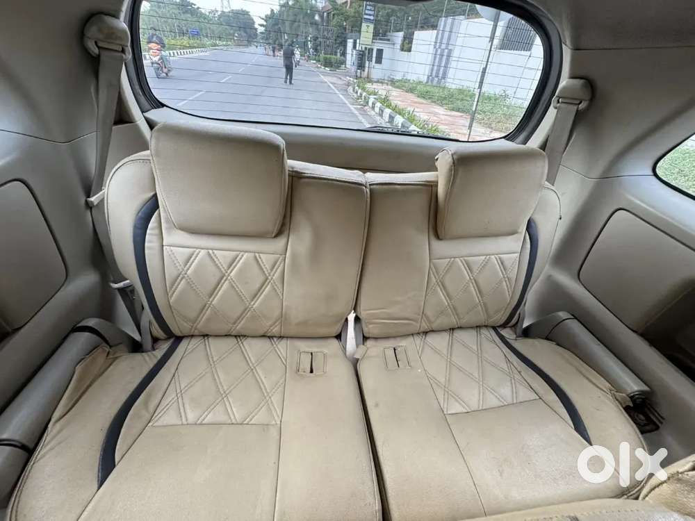 Toyota Innova V Version 2009 Petrol
