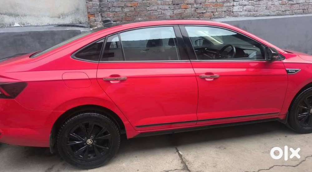 Skoda Slavia Sportline Petrol 2025