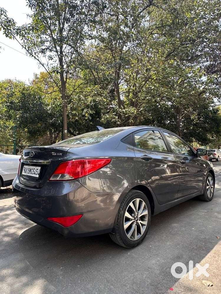 Hyundai Verna Sx(o) Petrol At, 2016, Petrol