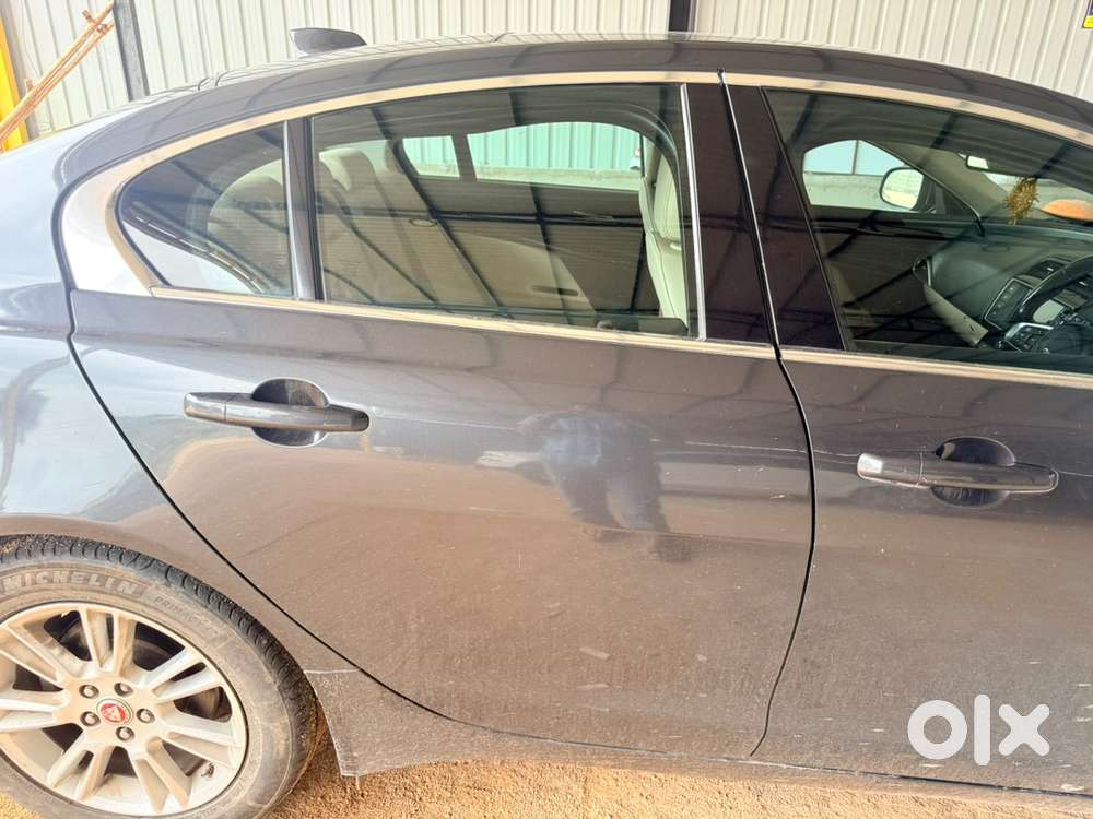 Jaguar Xe 2.0l Prestige 2018 Diesel Automatic