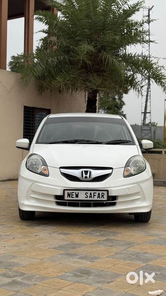 Honda Brio S Mt, 2014, Cng & Hybrids