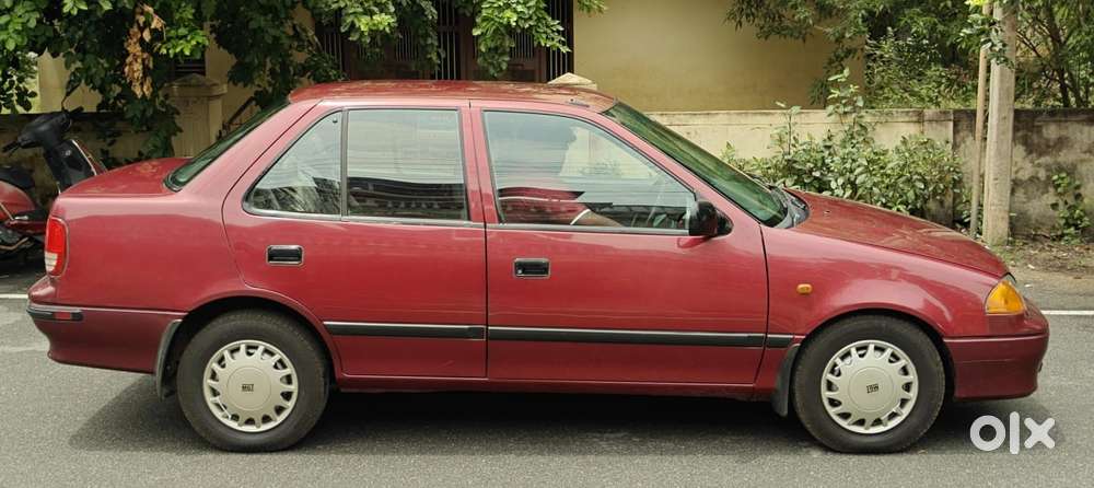 Maruti Suzuki Esteem Vx, 1998, Petrol