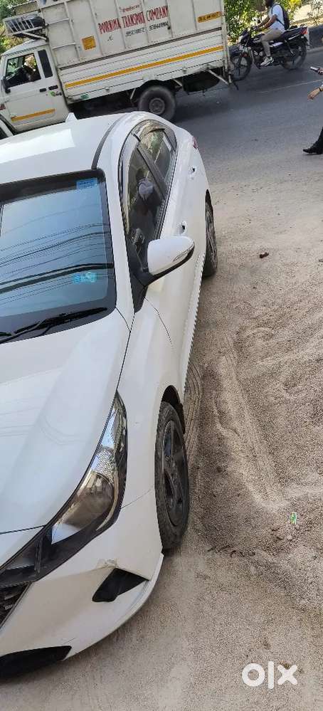 Varna 1.5 Petrol S Plus