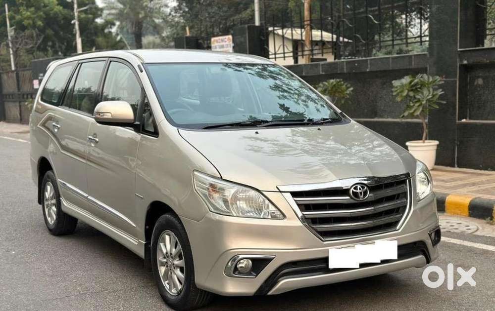 Toyota Innova 2015 Diesel 96328 Km Driven