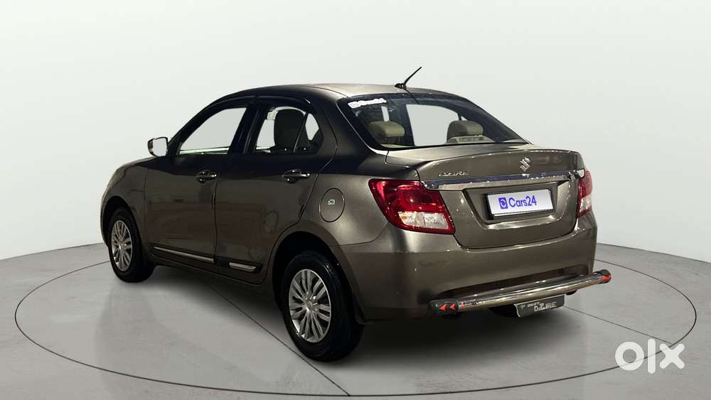 Maruti Suzuki Swift Dzire Amt Vxi, 2022, Petrol