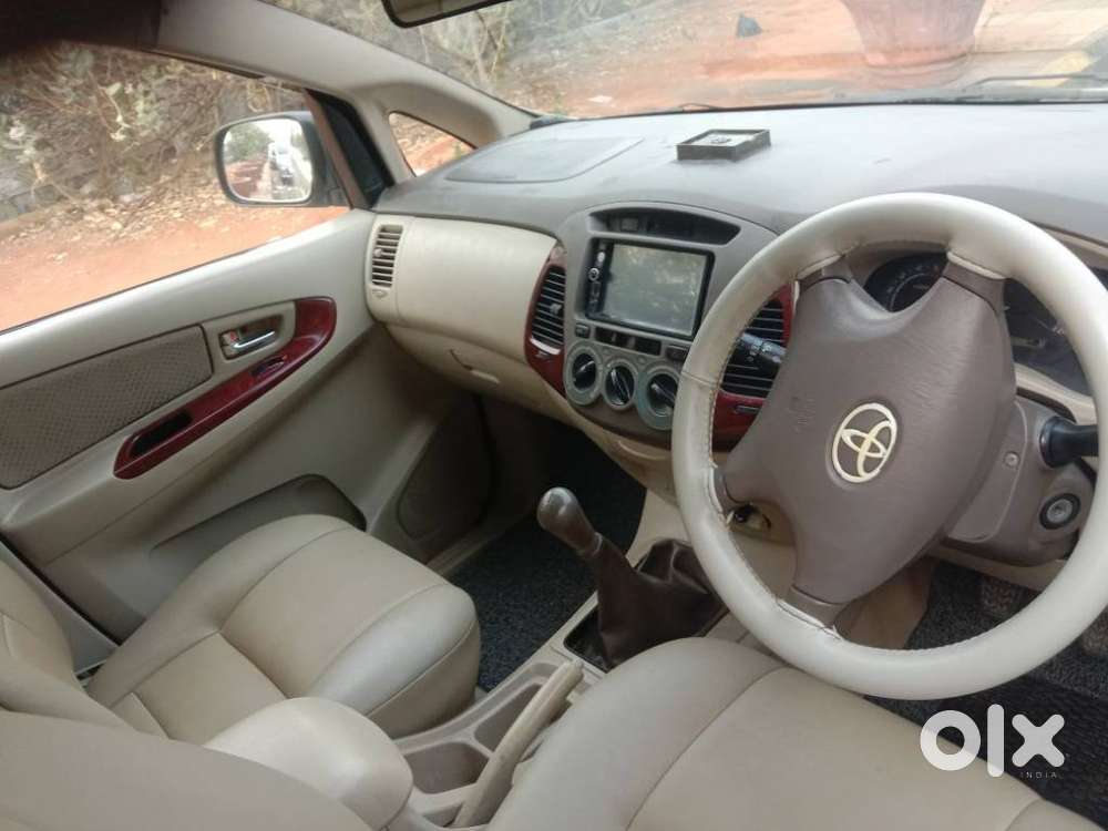 Toyota Innova 2009-2011 2.5 E 8 Str, 2007, Diesel