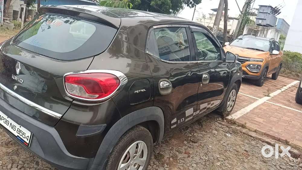 Renault Kwid Rxt 2017 Top End Variant 1st Owner Super Condition