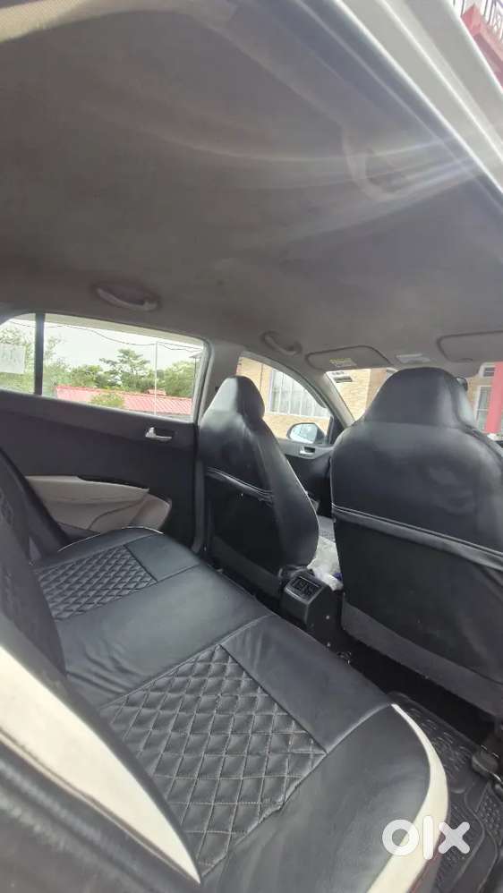 Hyundai Grand I10 2018 Petrol 65400 Km Driven