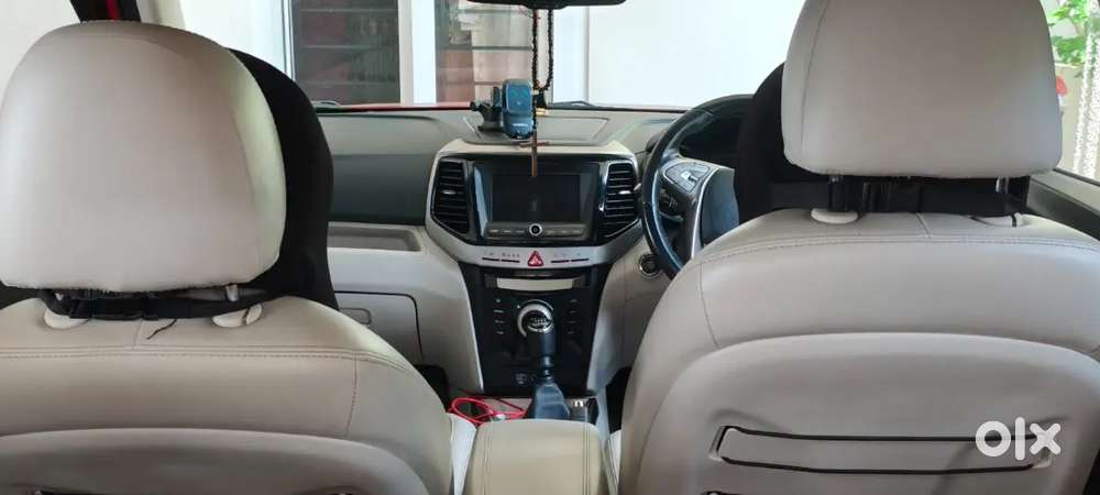 Mahindra Xuv300 W8(o) Diesel For Sale