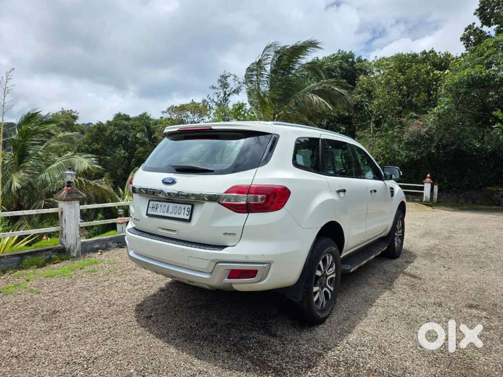 Ford Envdevour With Excellent Conditon 2020 Model